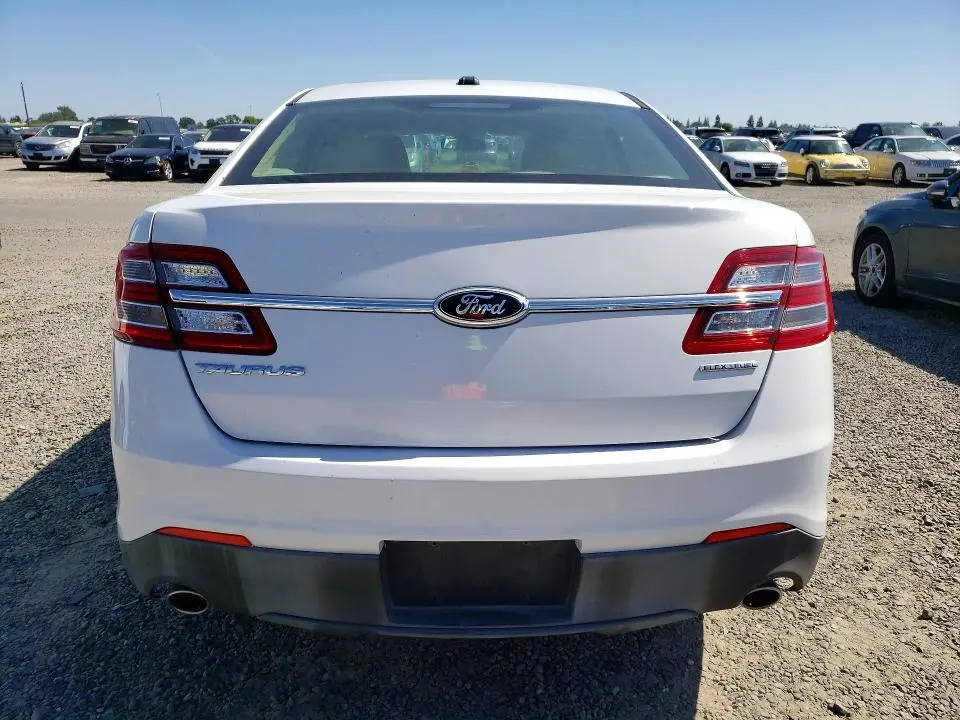 2013 FORD TAURUS SE  