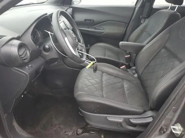 2019 NISSAN KICKS S  