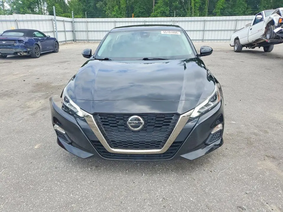 2020 NISSAN ALTIMA SR  