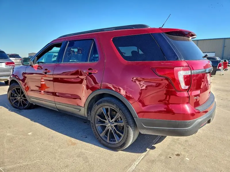 2019 FORD EXPLORER XLT  