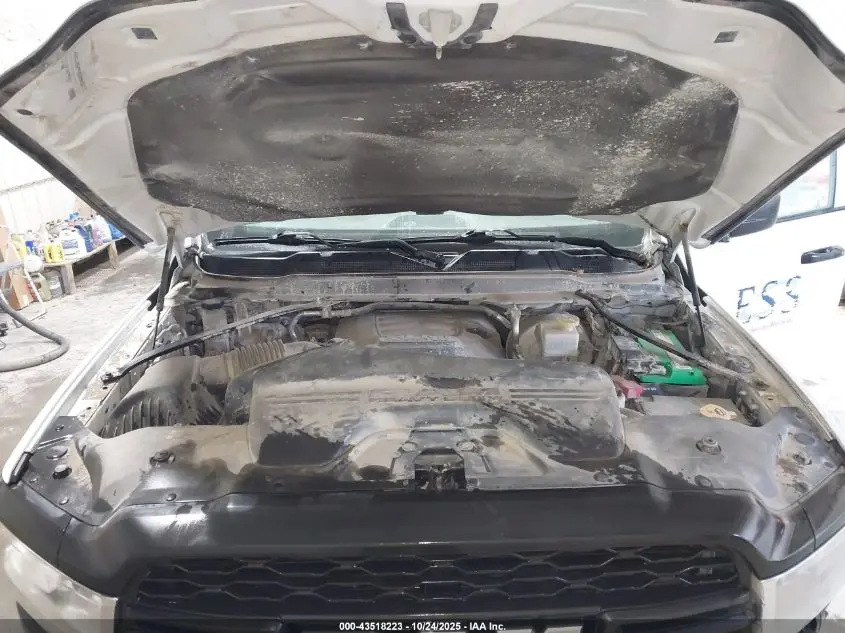 2019 RAM 2500 TRADESMAN  4X4 8' BOX