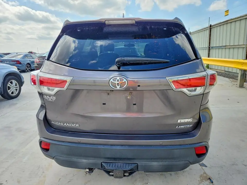 2015 TOYOTA HIGHLANDER LIMITED  