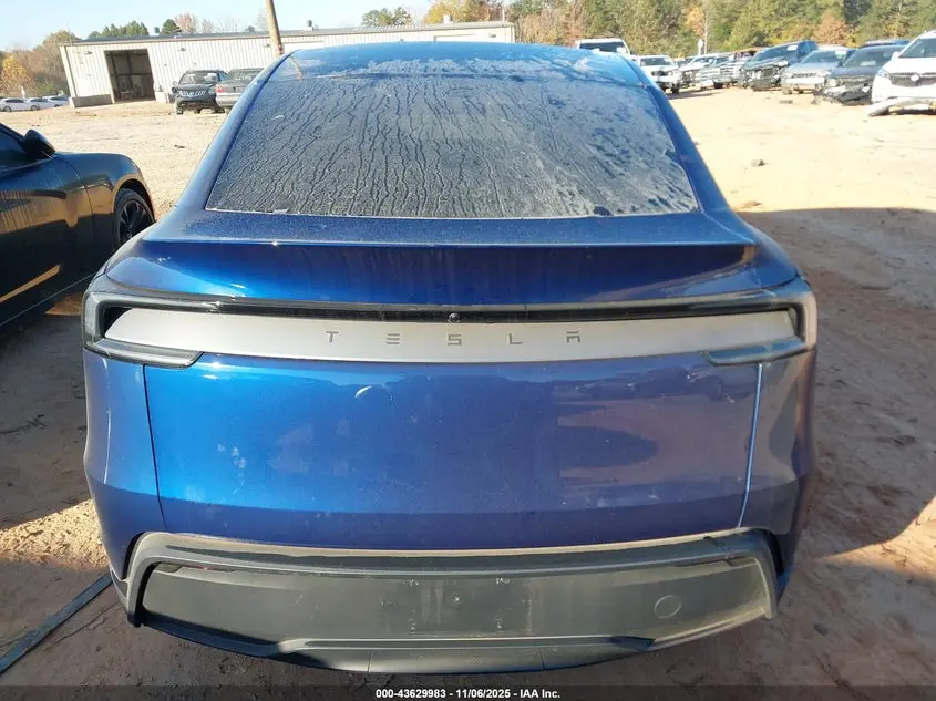 2026 TESLA MODEL Y RWD