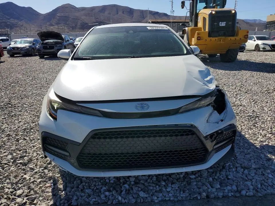 2021 TOYOTA COROLLA SE  