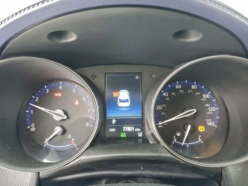 2022 TOYOTA C-HR XLE  