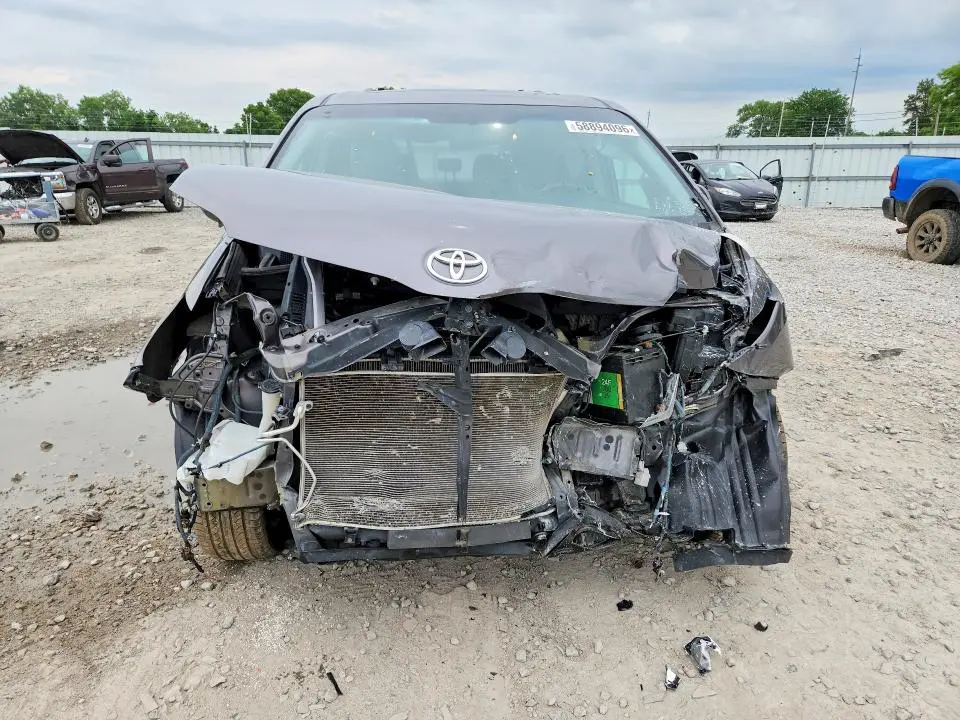 2015 TOYOTA SIENNA XLE PREMIUM 7-PASSENGER  