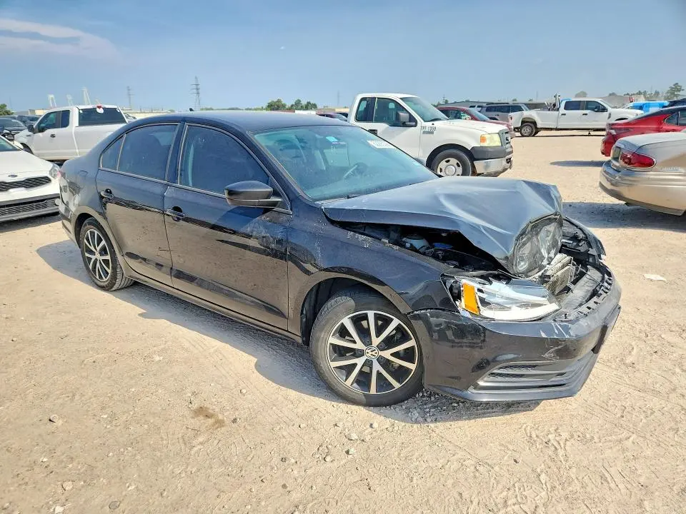2016 VOLKSWAGEN JETTA SE  