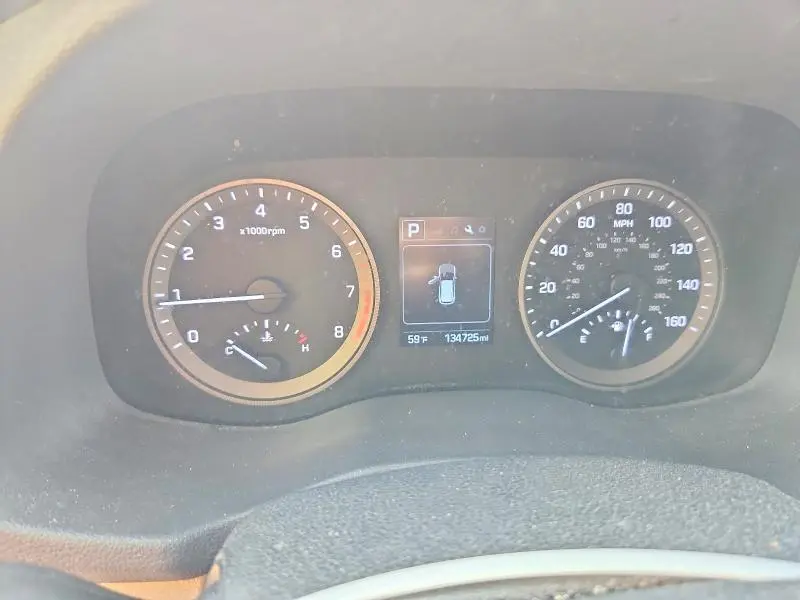 2017 HYUNDAI TUCSON SE  