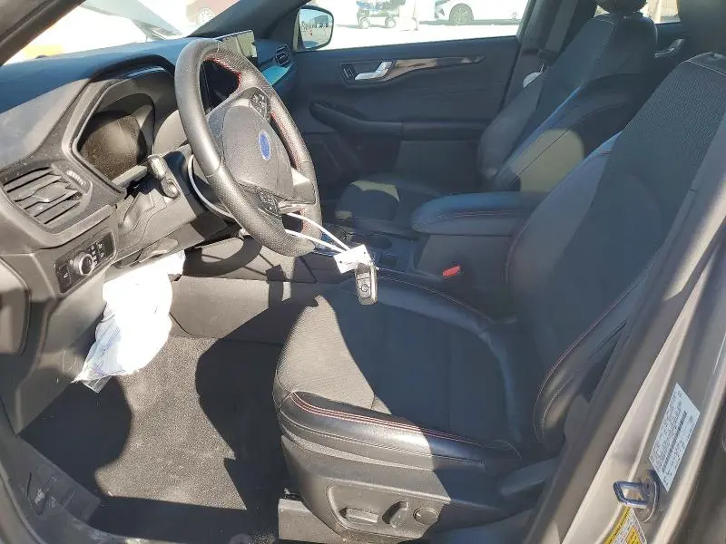 2023 FORD ESCAPE ST LINE  