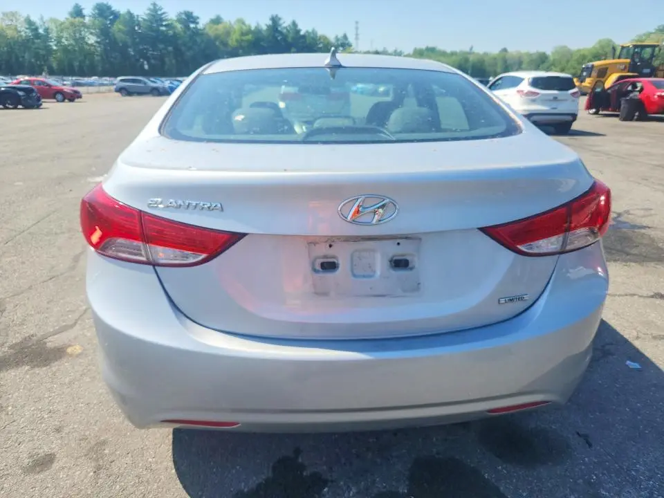 2011 HYUNDAI ELANTRA LIMITED  