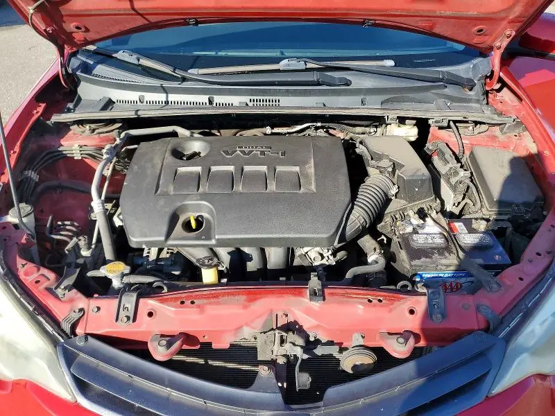 2015 TOYOTA COROLLA LE PLUS  