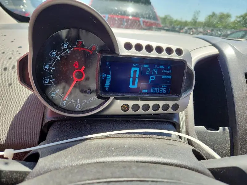 2015 CHEVROLET SONIC LT  