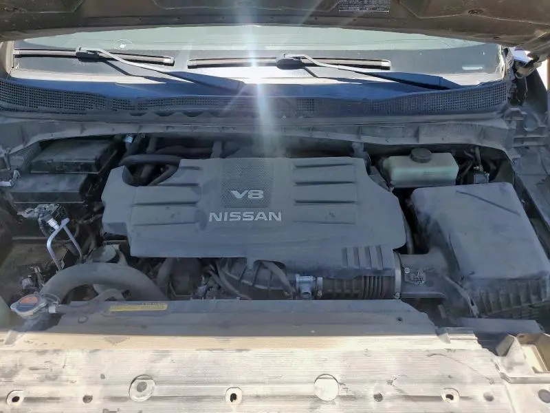 2017 NISSAN TITAN SV  