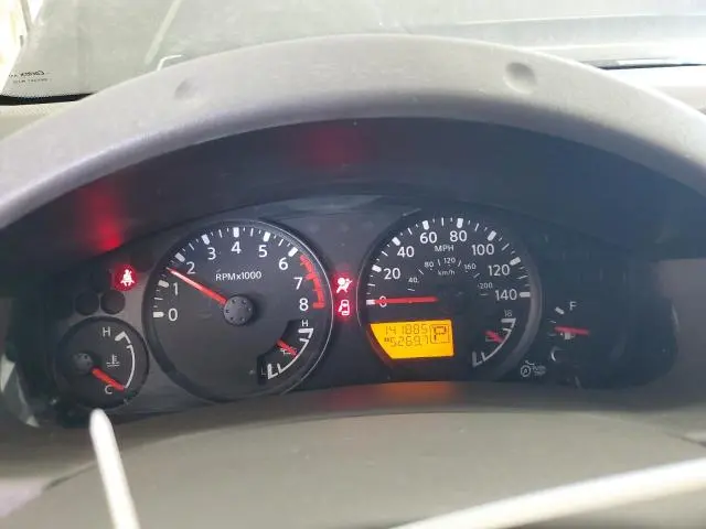 2014 NISSAN FRONTIER S  