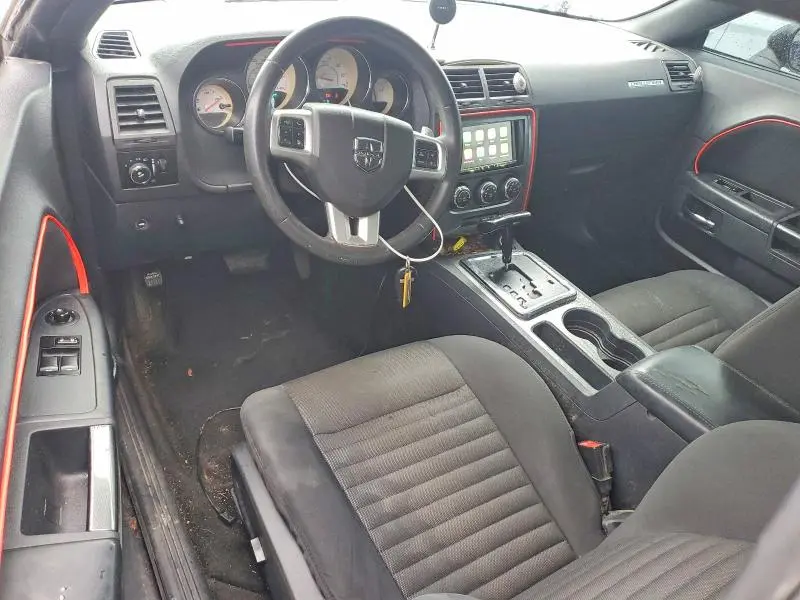 2013 DODGE CHALLENGER SXT  