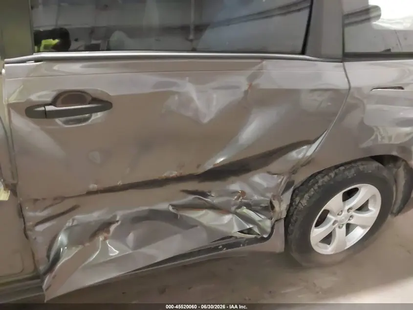 2017 TOYOTA SIENNA L 7 PASSENGER