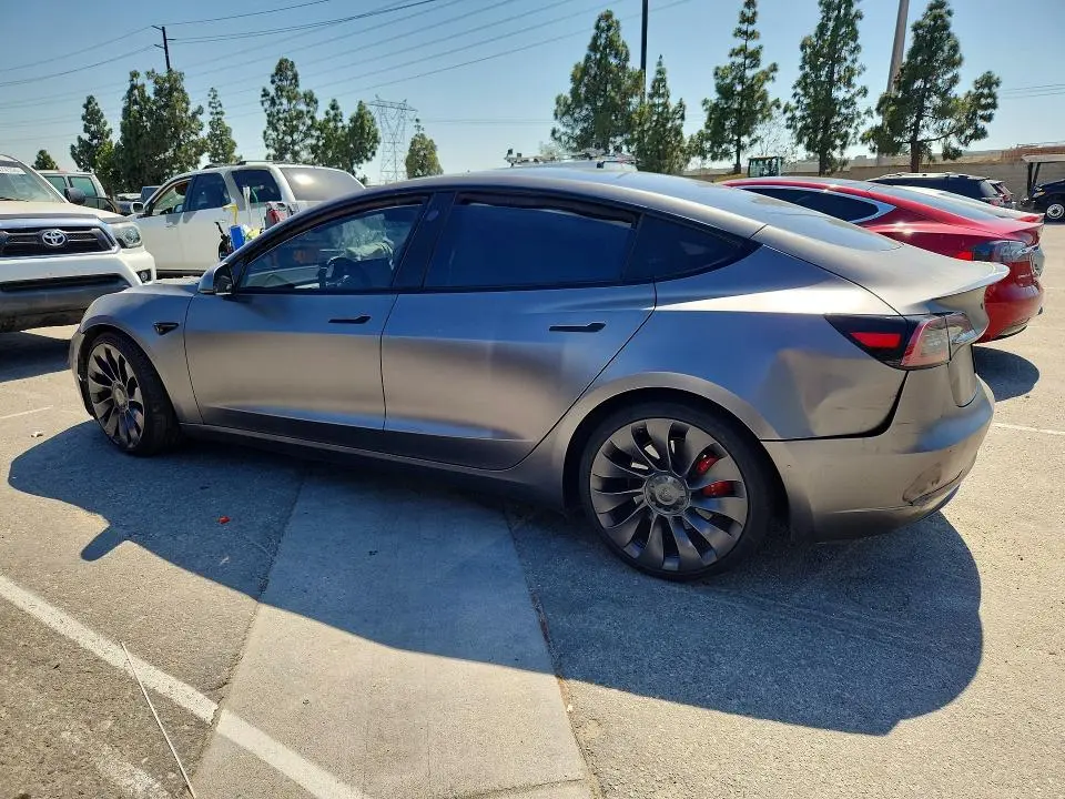 2021 TESLA MODEL 3   