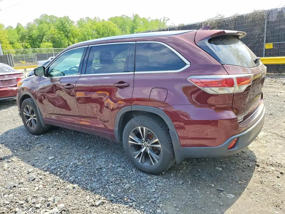 2016 TOYOTA HIGHLANDER XLE  
