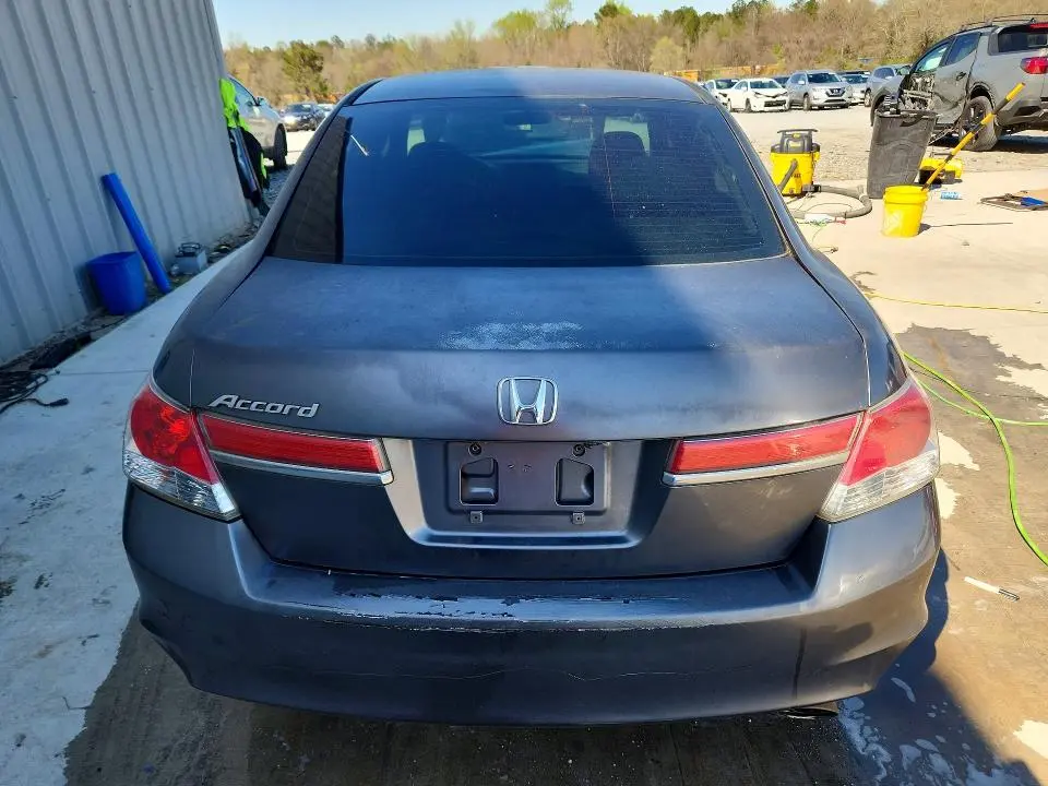 2012 HONDA ACCORD LX  