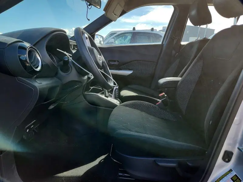 2018 NISSAN KICKS SV  
