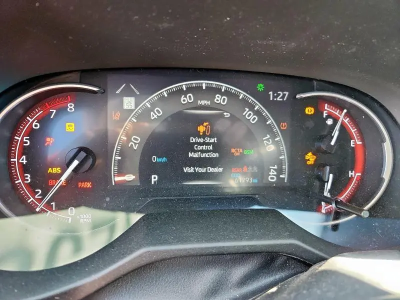 2023 TOYOTA RAV4 XLE  