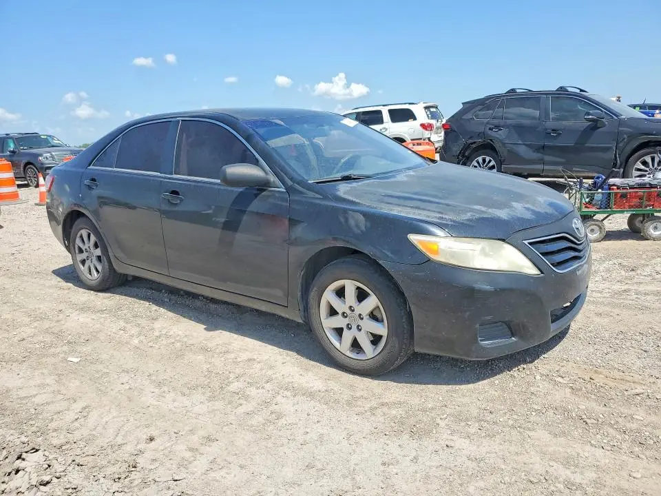 2011 TOYOTA CAMRY BASE  