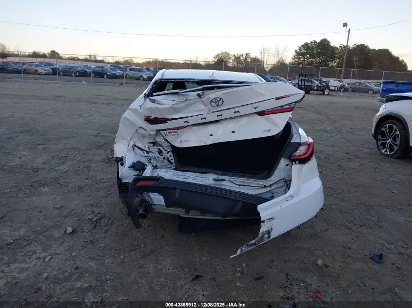 2025 TOYOTA CAMRY SE