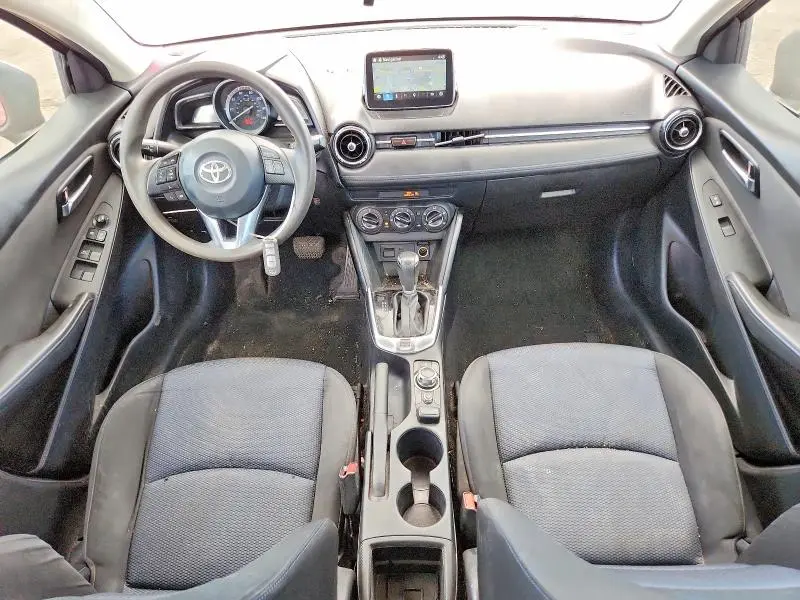 2017 TOYOTA YARIS IA BASE  