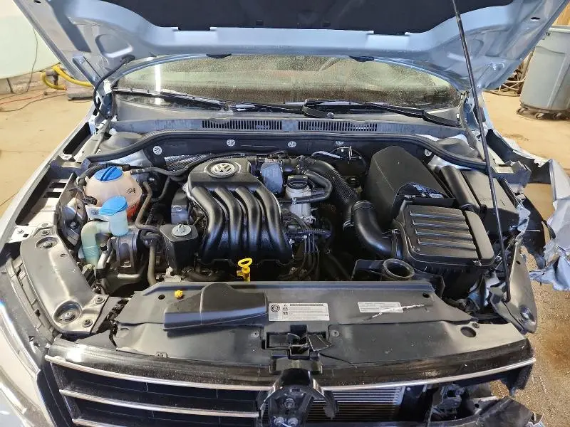 2015 VOLKSWAGEN JETTA BASE  