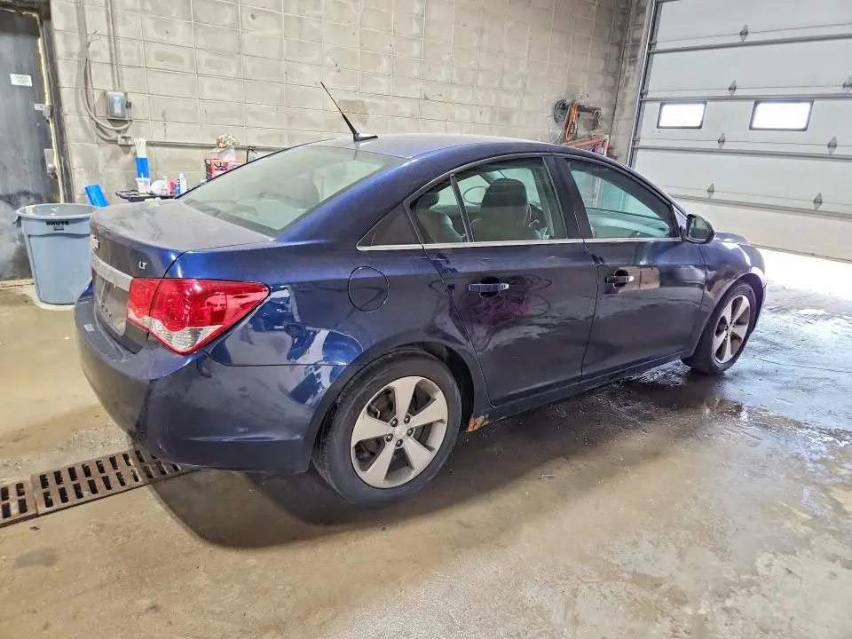2011 CHEVROLET CRUZE LT  