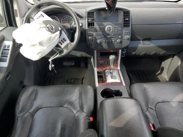 2011 NISSAN PATHFINDER S  