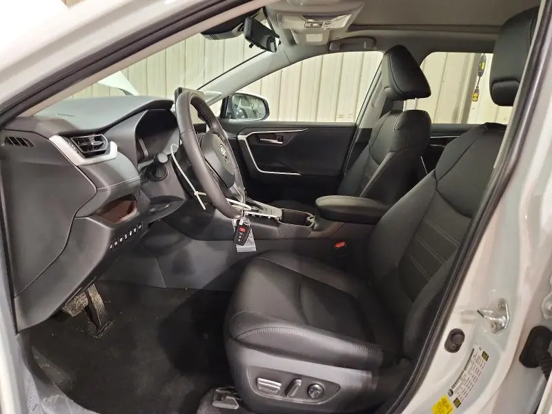 2025 TOYOTA RAV4 LIMITED  