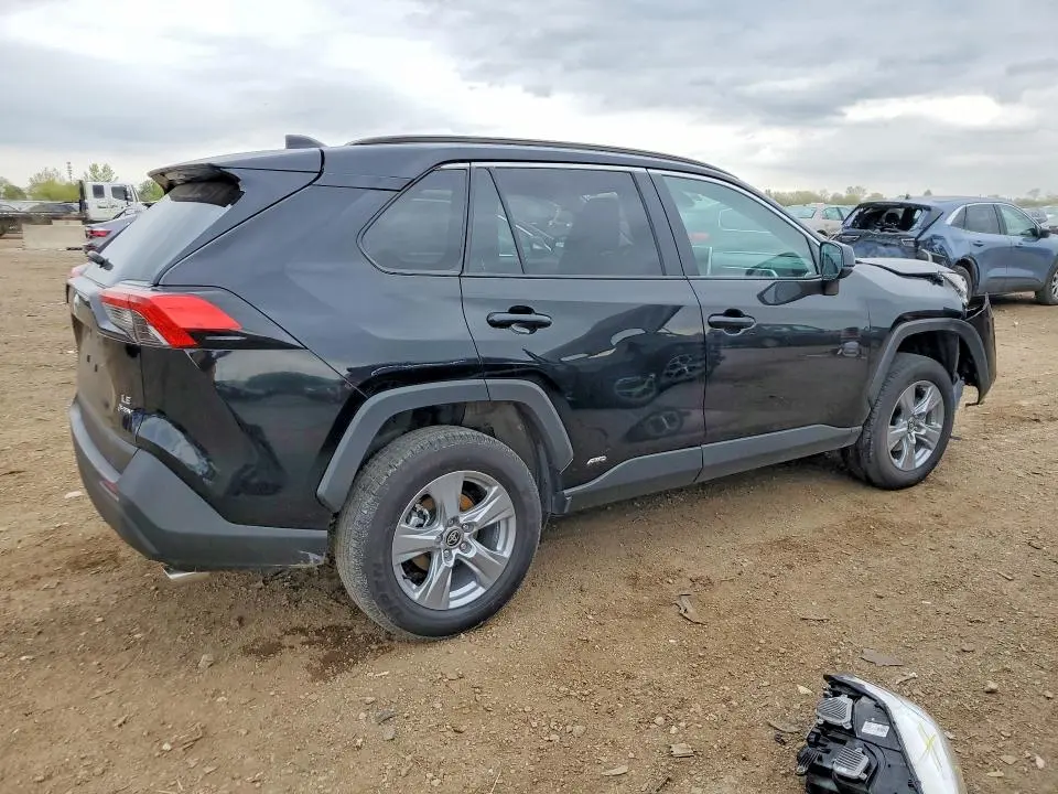 2025 TOYOTA RAV4 LE  