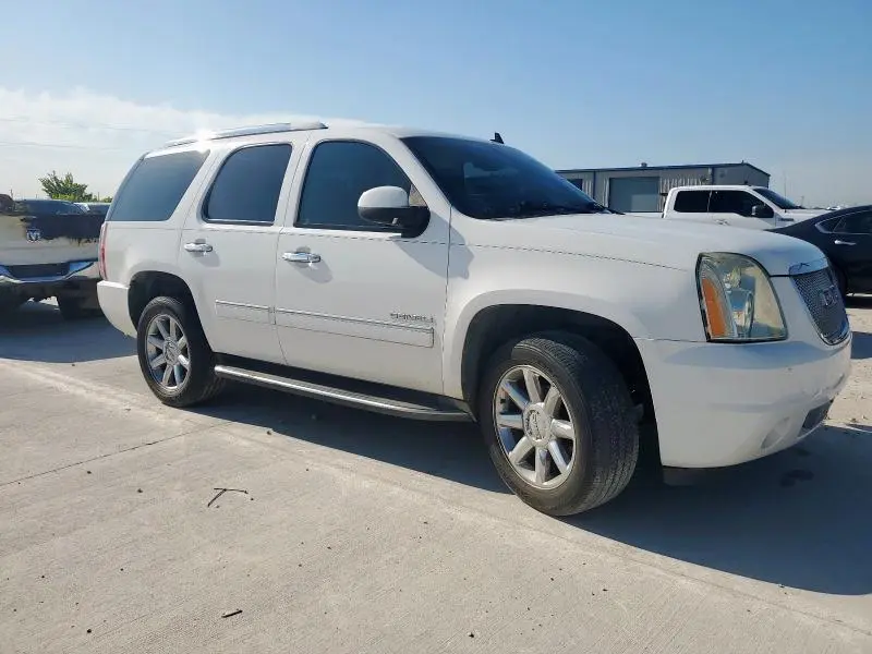 2011 GMC YUKON DENALI