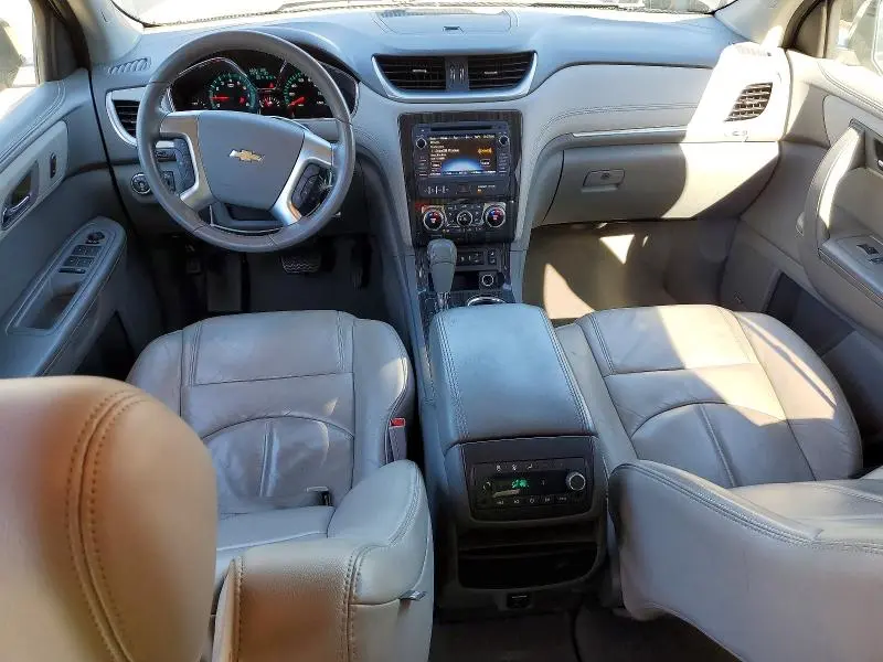 2014 CHEVROLET TRAVERSE LT  