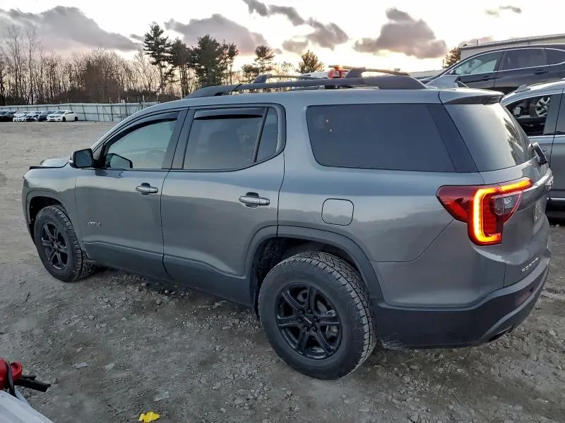 2021 GMC ACADIA AT4  