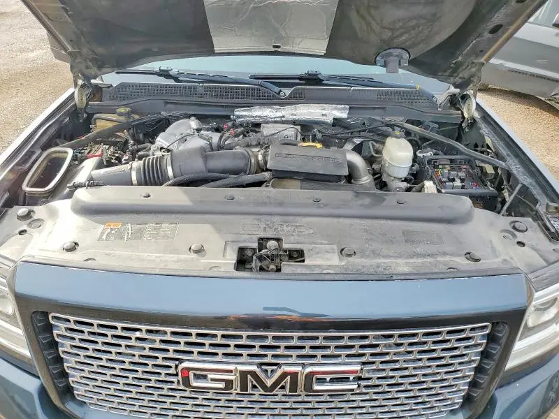 2017 GMC SIERRA K2500 DENALI  