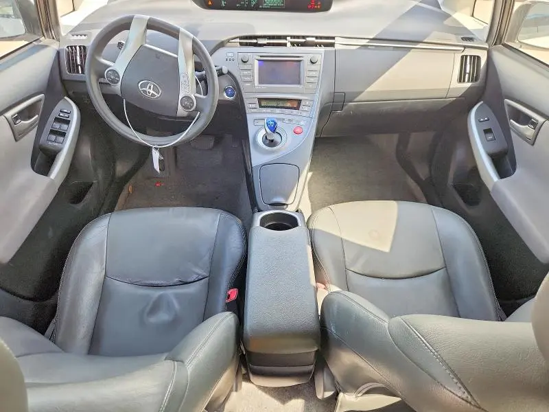 2013 TOYOTA PRIUS THREE  