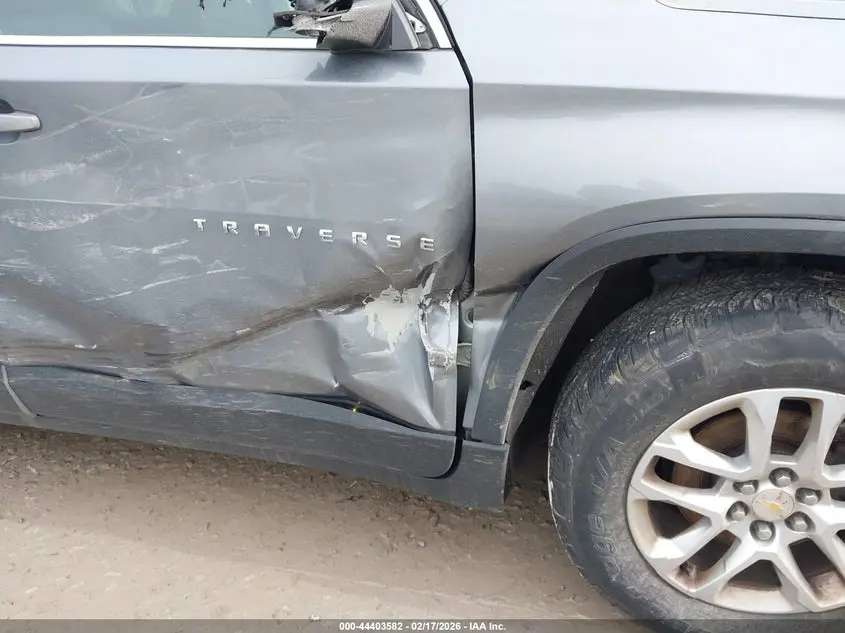 2018 CHEVROLET TRAVERSE LS