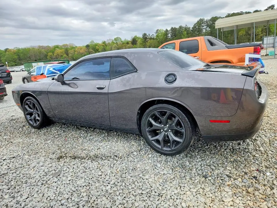 2020 DODGE CHALLENGER SXT  