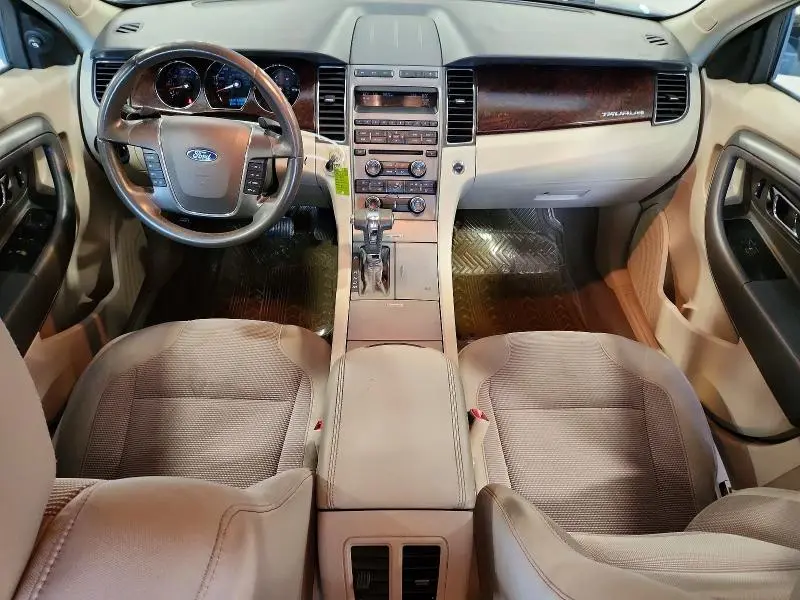 2010 FORD TAURUS SEL  