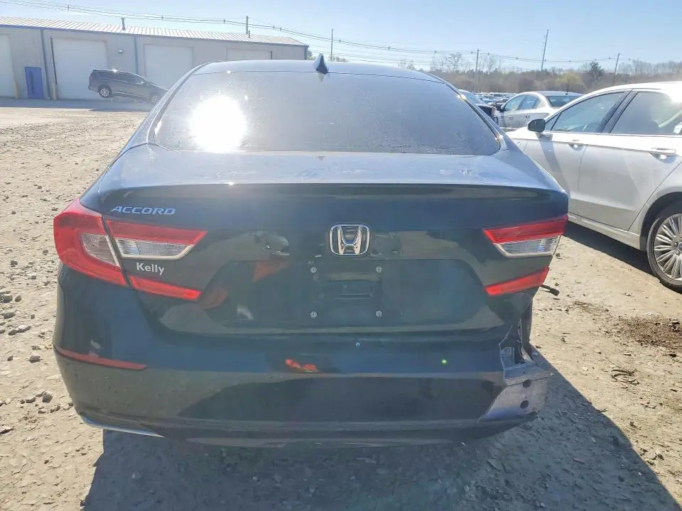 2018 HONDA ACCORD LX  