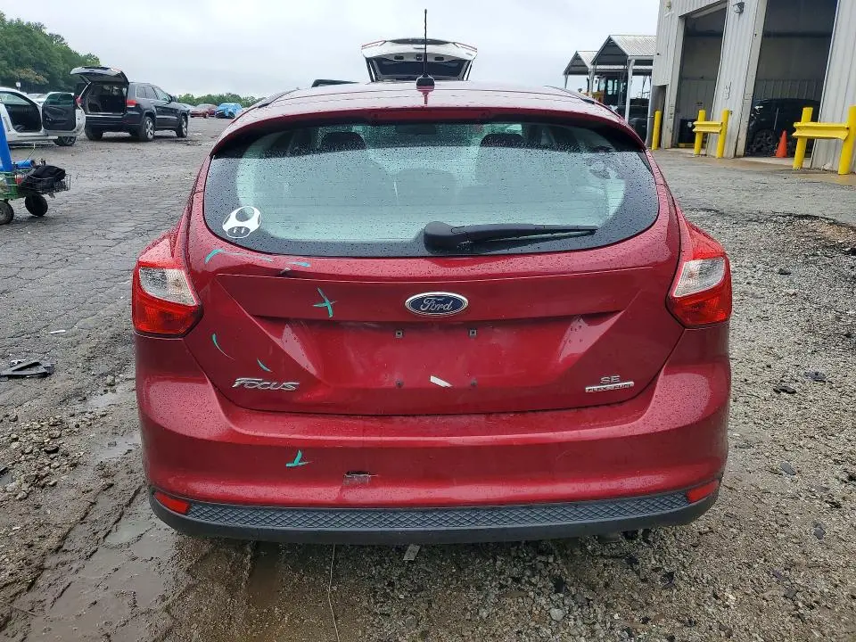 2014 FORD FOCUS SE  