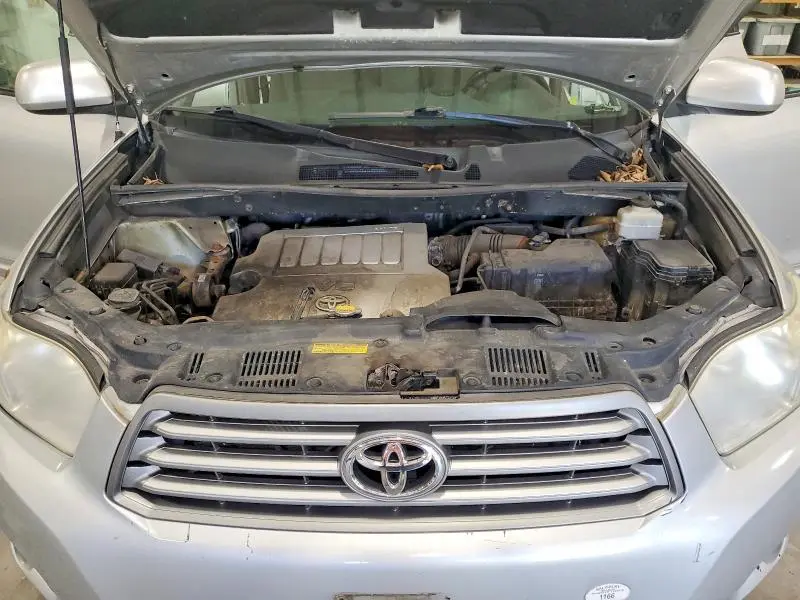 2010 TOYOTA HIGHLANDER BASE  