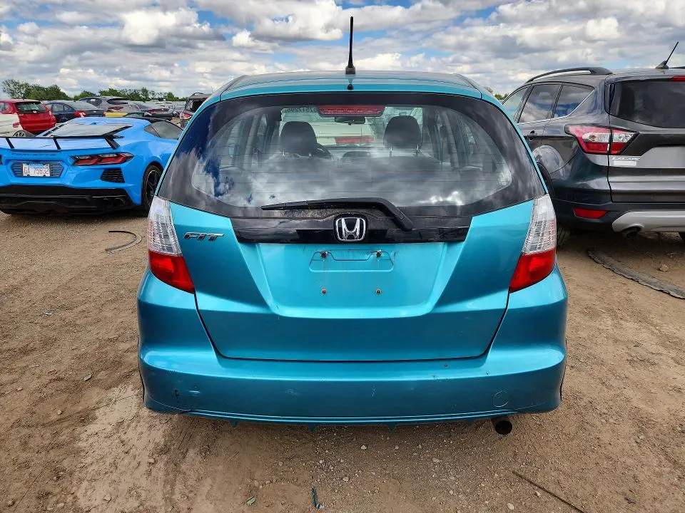 2012 HONDA FIT   