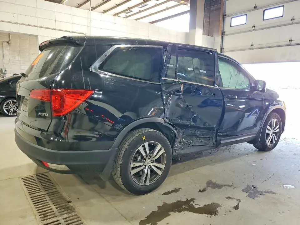 2016 HONDA PILOT EXLN  