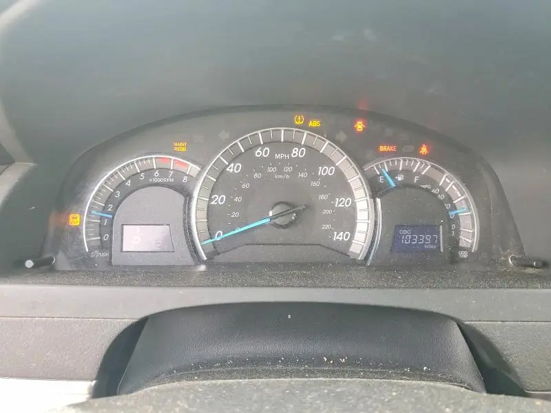 2014 TOYOTA CAMRY SE  