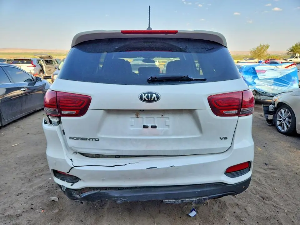 2019 KIA SORENTO LX V6  