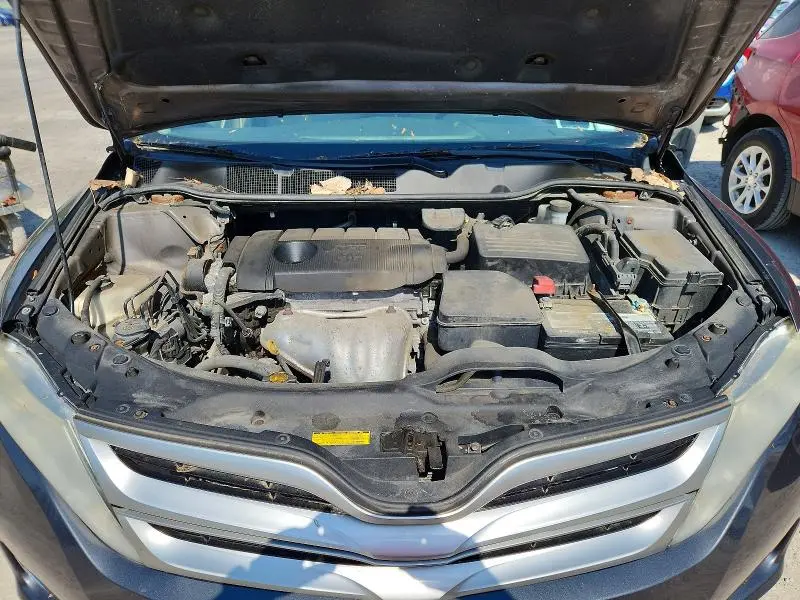 2015 TOYOTA VENZA LE  