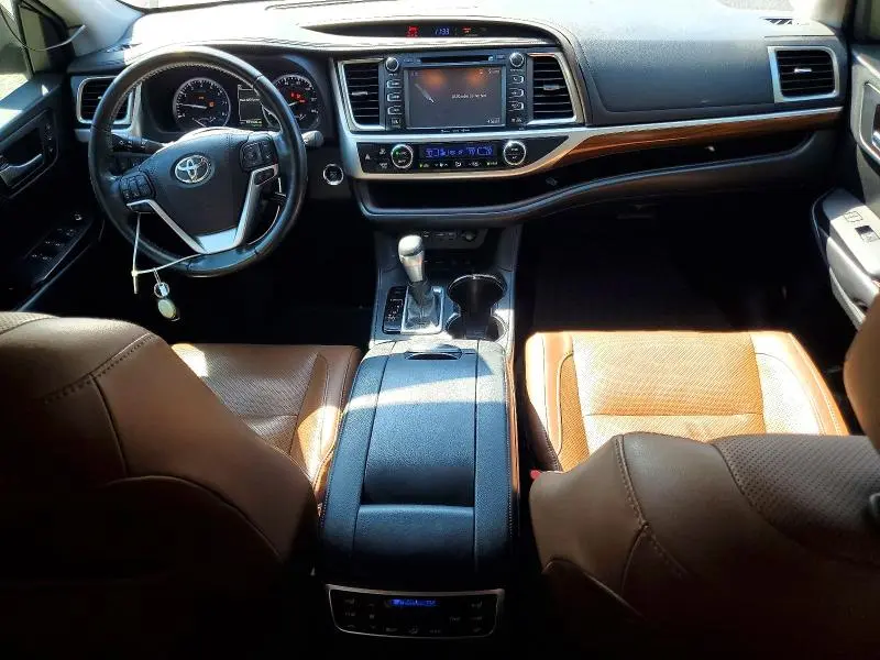 2019 TOYOTA HIGHLANDER LIMITED PLATINUM  